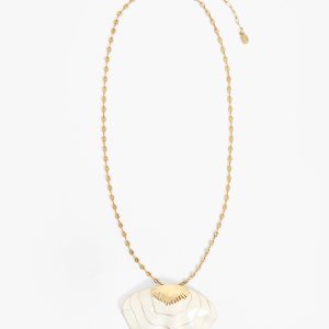 Clamshell Pendant Necklace