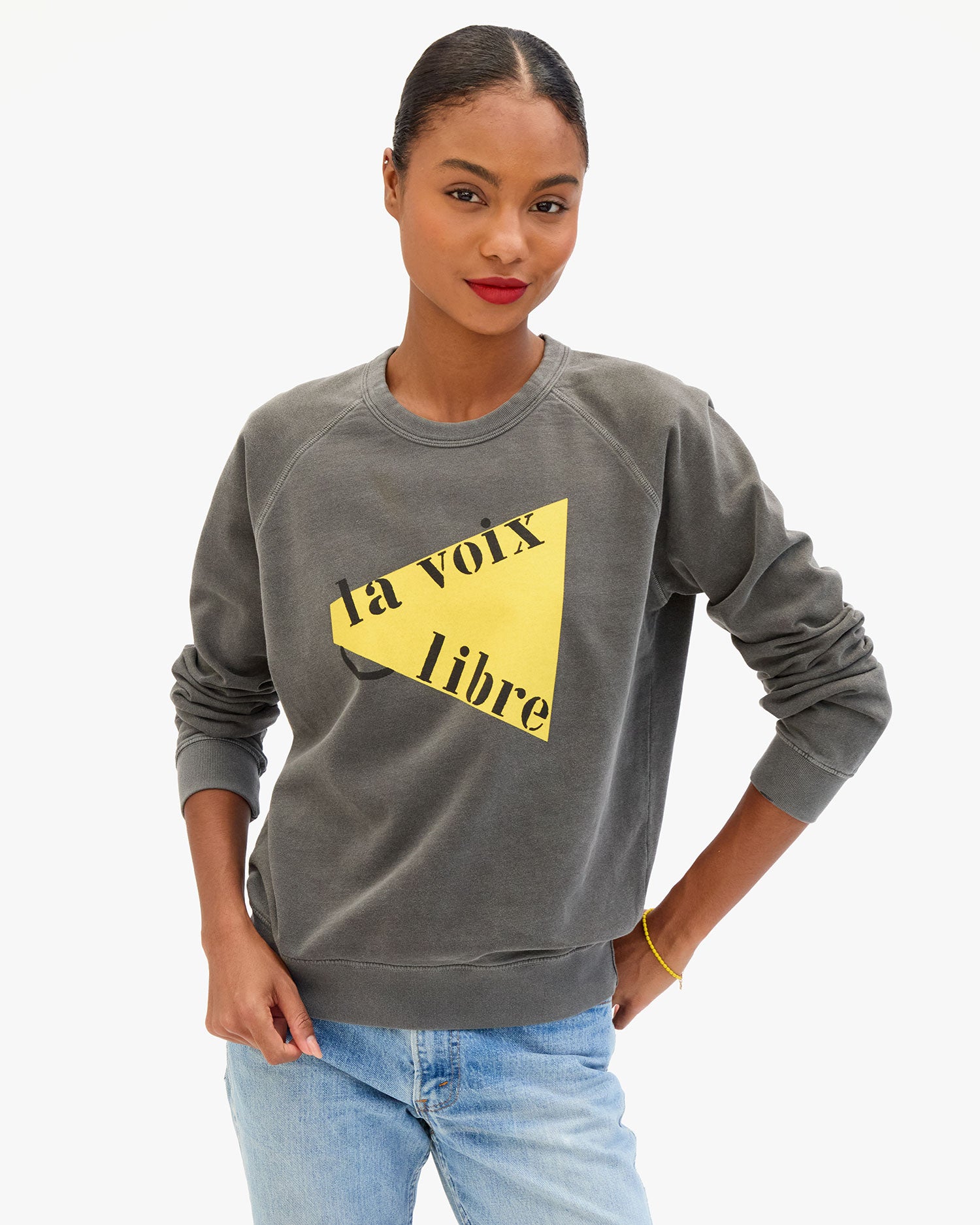 Sweatshirt